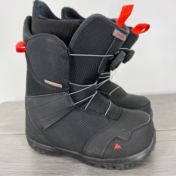 Burton kids unisex Black snowboarding boot size 4K - Picture 1 of 6